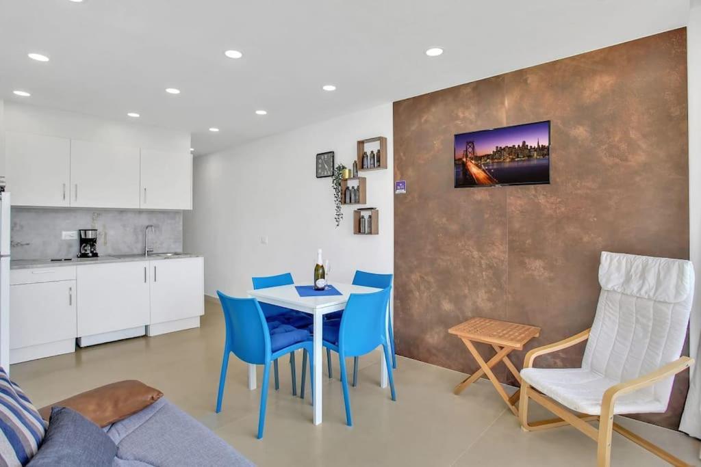 Studio In Torres Del Sol Griffin Near The Beach Arona  Luaran gambar