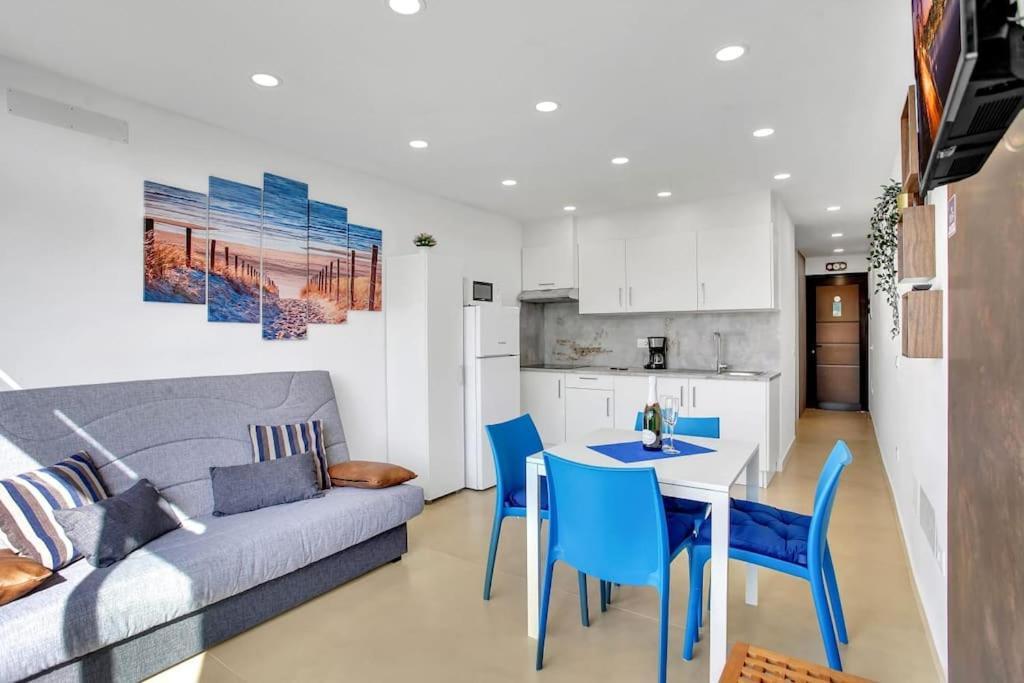 Studio In Torres Del Sol Griffin Near The Beach Arona  Luaran gambar